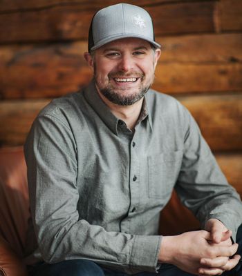 Portrait of Greg Smith, E&V Private Office | Broker.