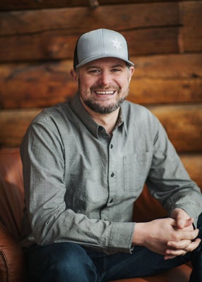 Portrait of Greg Smith, E&V Private Office | Broker