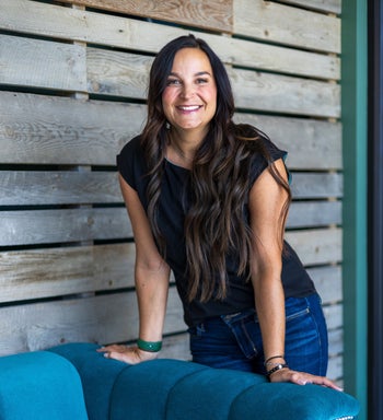 Portrait of Tracy Weathers, Real Estate Advisor | REALTOR®